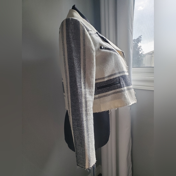 Club Monaco Crop Jacket - Picture 2 of 6